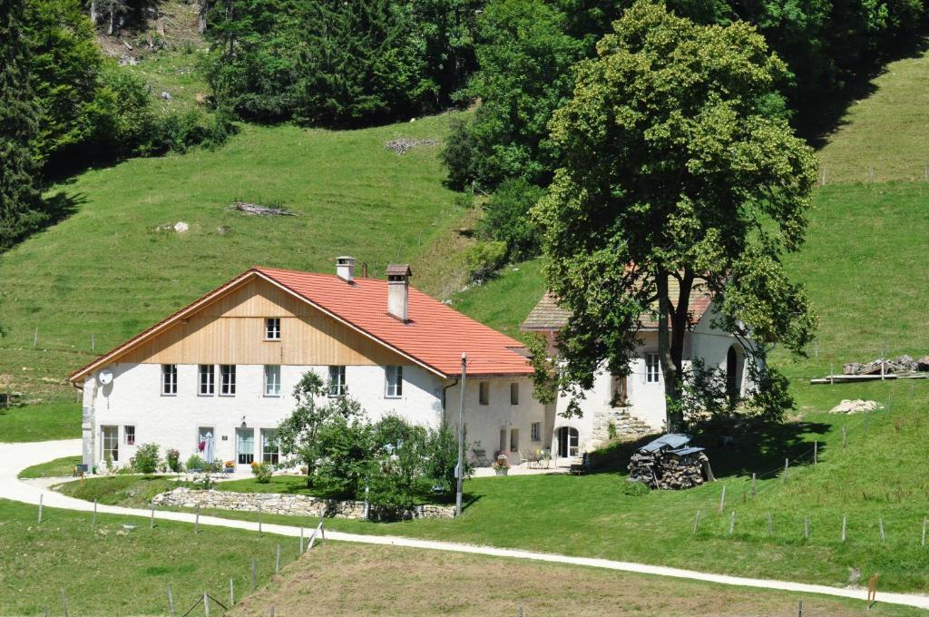 דירות לה לוקלה Relais De La Baume מראה חיצוני תמונה